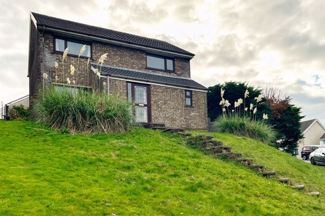 Falcon Drive, Neath, SA11 3SG 3 bed detached house for sale