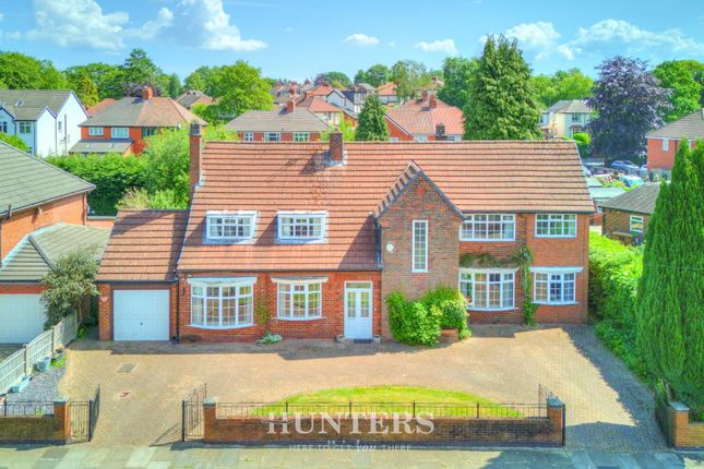 4 bed detached house