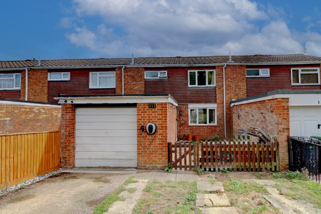 Oakwood, High Wycombe HP10 3 bed terraced house for sale
