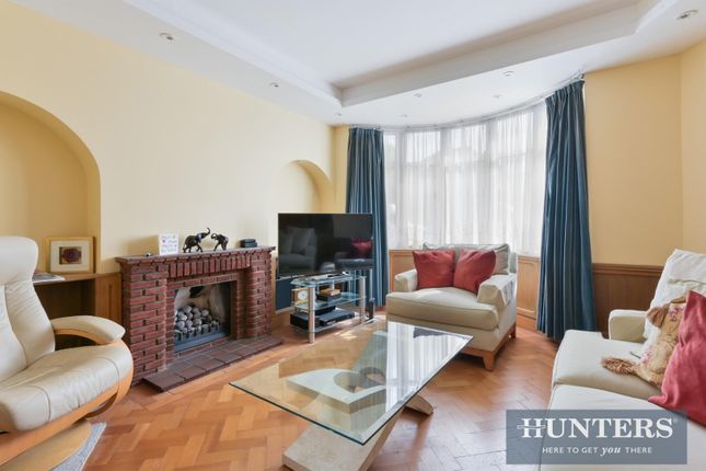 The Vale, Hounslow 3 bed bungalow for sale