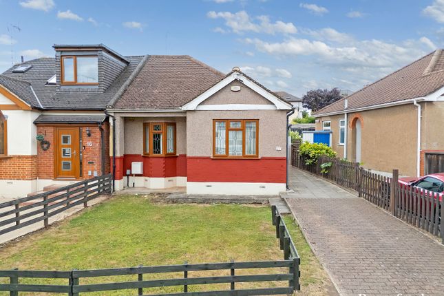 Ethelburga Road, Romford, RM3 2 bed bungalow for sale