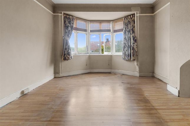 Herbert Gardens, Kensal Rise 2 bed flat for sale