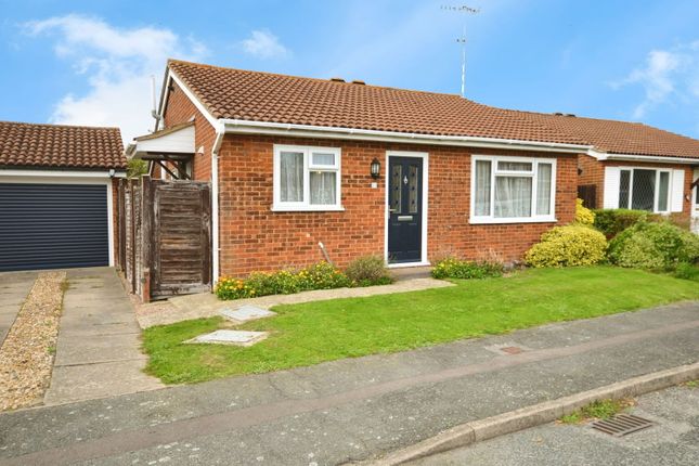 Sunningdale Gardens, Bognor Regis... 2 bed detached bungalow for sale