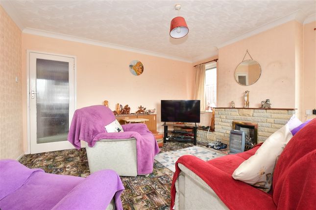Roseway, Lake, Isle of Wight 2 bed detached bungalow for sale