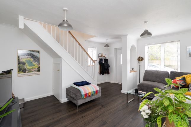 Holmesdale Road, North Holmwood 2 bed semi