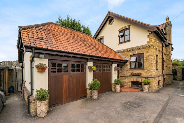 Coopersale Common, Coopersale CM16 4 bed detached house for sale