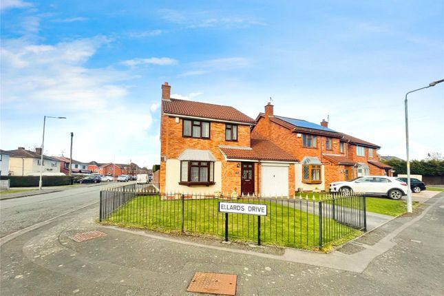 Ellards Drive, West Midlands WV11 3 bed detached house for sale