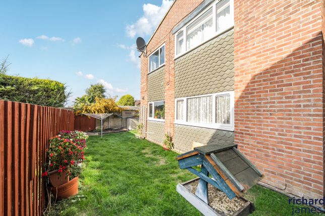 Swindon SN4 2 bed apartment for sale