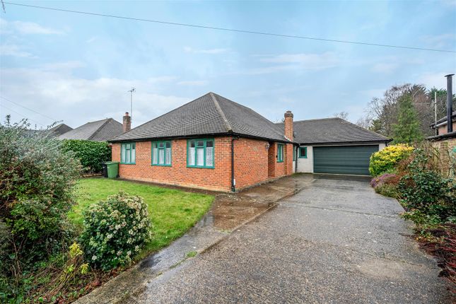 Broadhurst, Ashtead KT21 4 bed detached bungalow for sale