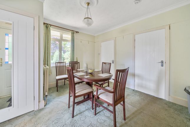 2 bedroom bungalow for sale