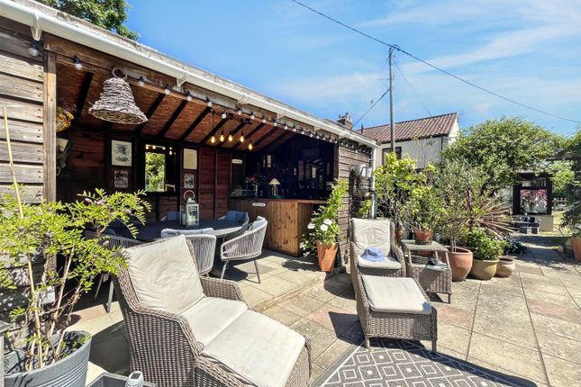 2 bedroom cottage for sale