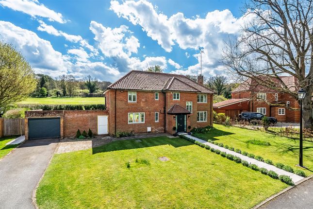 CUNLIFFE CLOSE, HEADLEY, KT18 4 bed detached house for sale