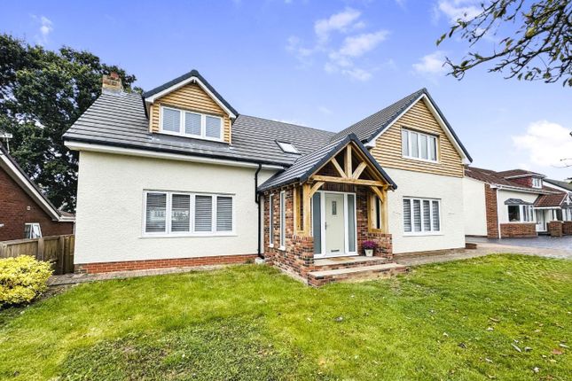 5 bed detached house