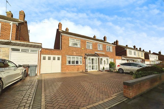 Springhill Road, Wolverhampton WV11 3 bed semi