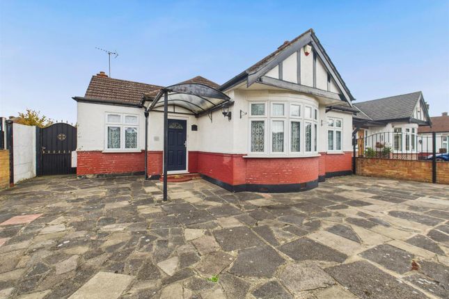 Howletts Lane, Ruislip HA4 3 bed detached bungalow for sale