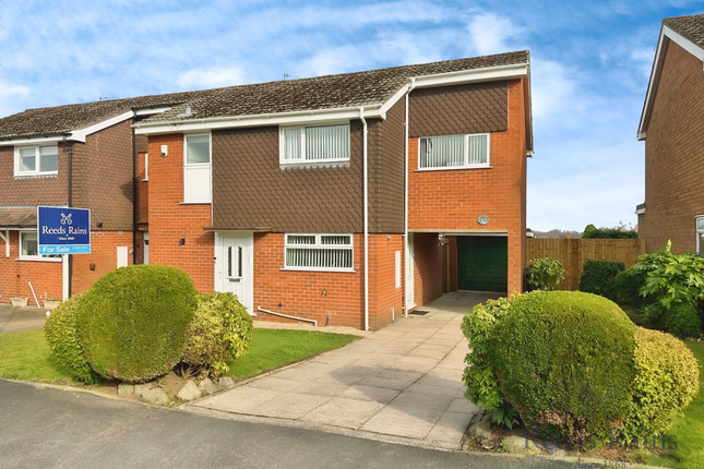 Turin Drive, Staffordshire ST5 3 bed link detached house for sale