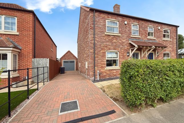 3 bedroom semi-detached house for sale