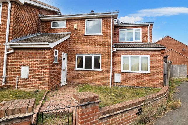 Abney Walk, Measham, Swadlincote 4 bed semi