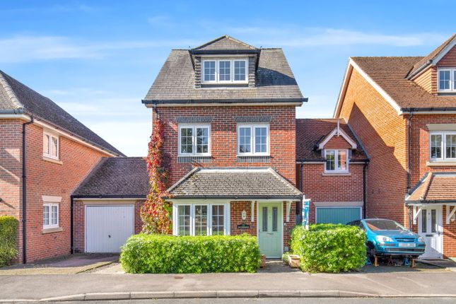 Sycamore Road, Bordon GU35 4 bed detached house for sale