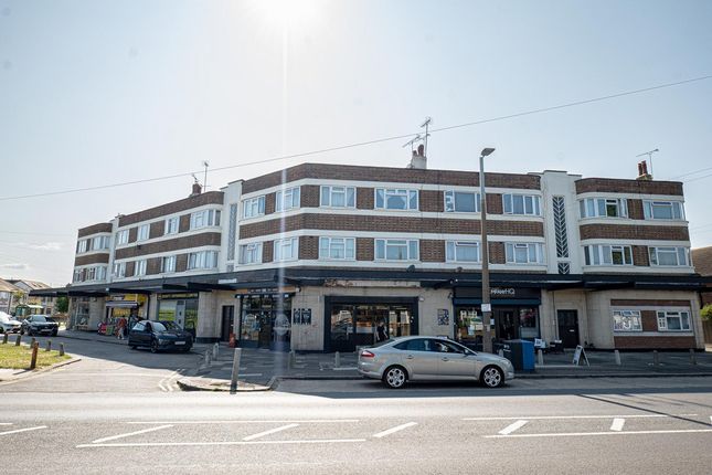 3 bedroom flat for sale