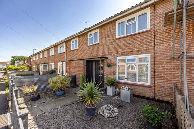 Loxwood Walk, Crawley RH11 3 bed terraced house for sale