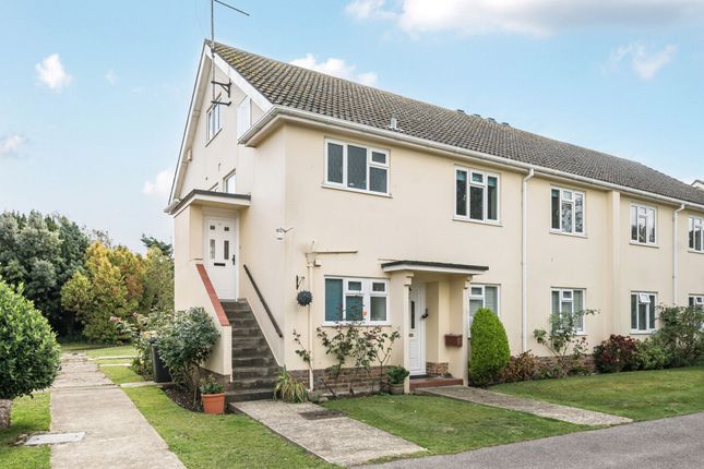 2 bedroom ground floor flat for sale