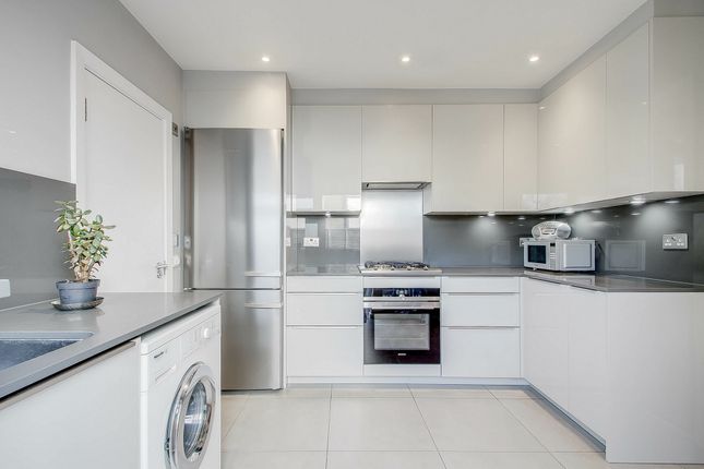 Villiers Road, Willesden Green, NW2 3 bed house for sale