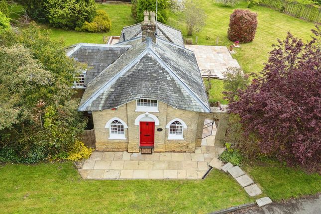 Lodge Park Drive, Ashford, TN26 1 3 bed cottage for sale