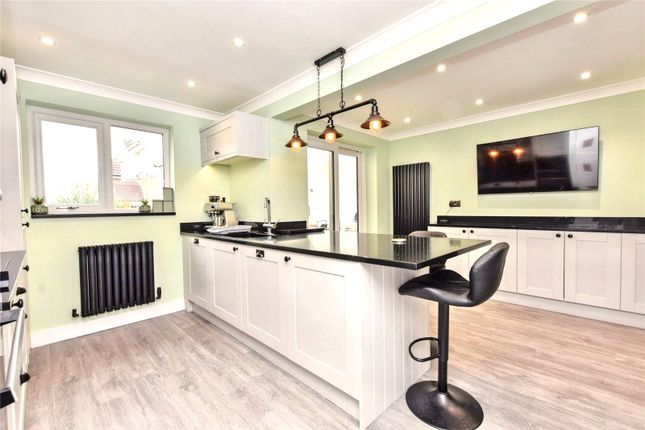 Camberley Way, Pudsey, West Yorkshire 3 bed detached house for sale