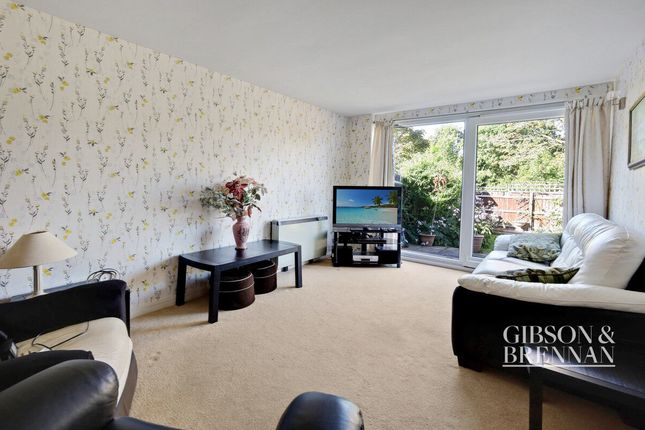 Gun Hill Place, Basildon, SS16 4 bed end of terrace house for sale