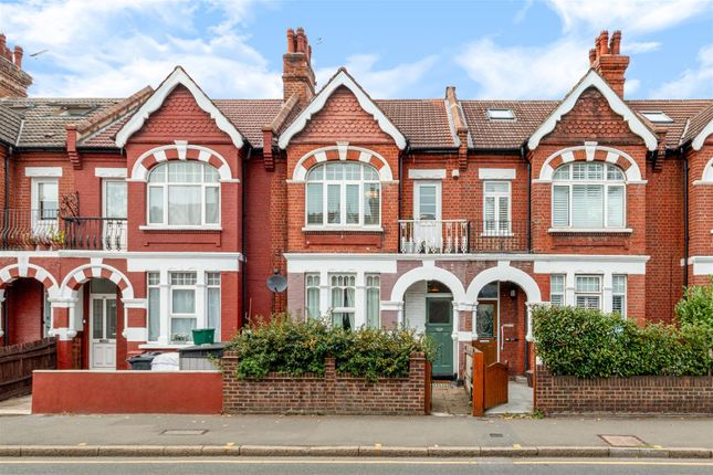 Kingston Road, Raynes Park SW20 2 bed flat for sale