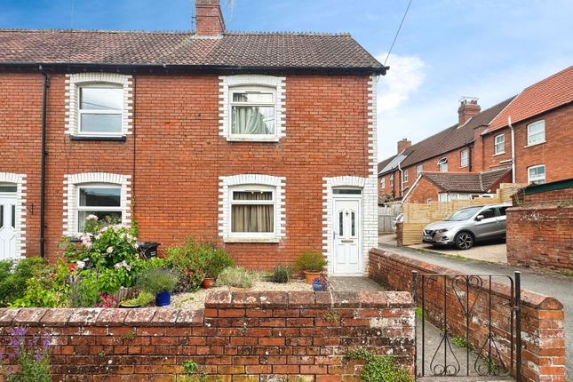 Minehead TA24 2 bed end of terrace house for sale