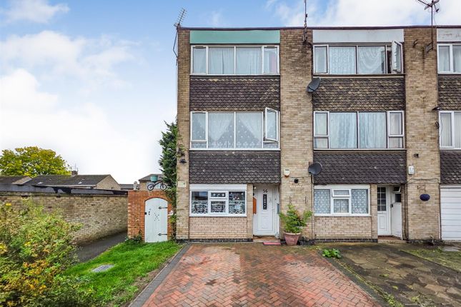 Teviot Close, Corby NN17 4 bed townhouse for sale