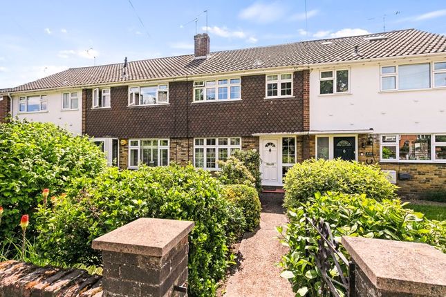 Burwood Road, Hersham 3 bed terraced house for sale