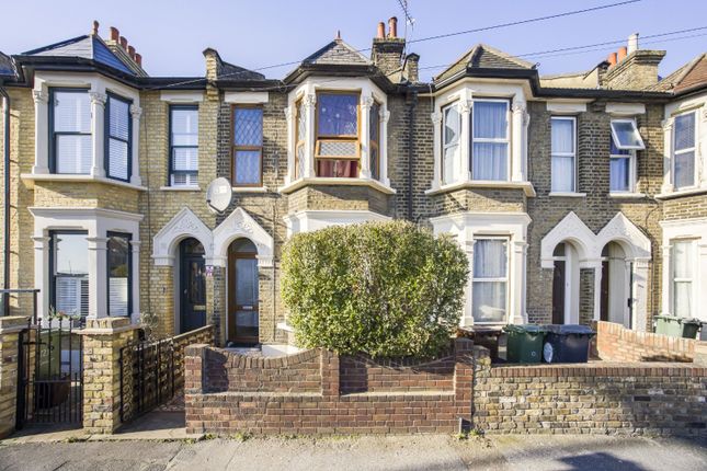 Windsor Road, London, E10 3 bed terraced house for sale