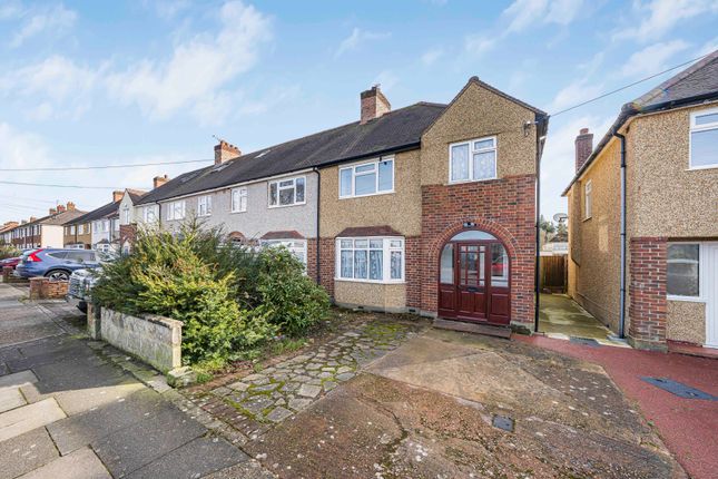3 bedroom end of terrace house for sale