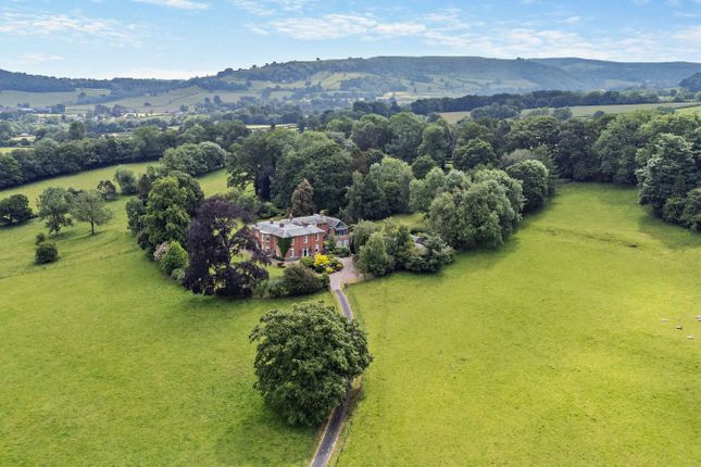 8 bedroom detached house for sale
