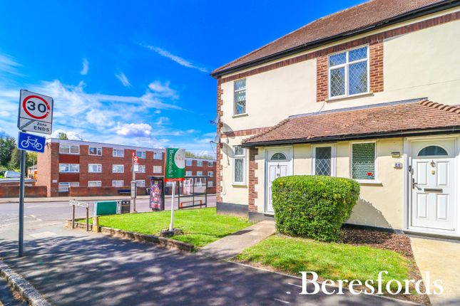 Highview Gardens, Upminster, RM14 2 bed maisonette for sale