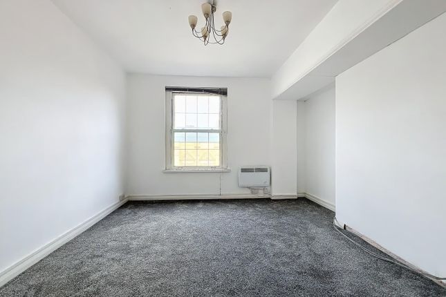 Studio apartment for sale