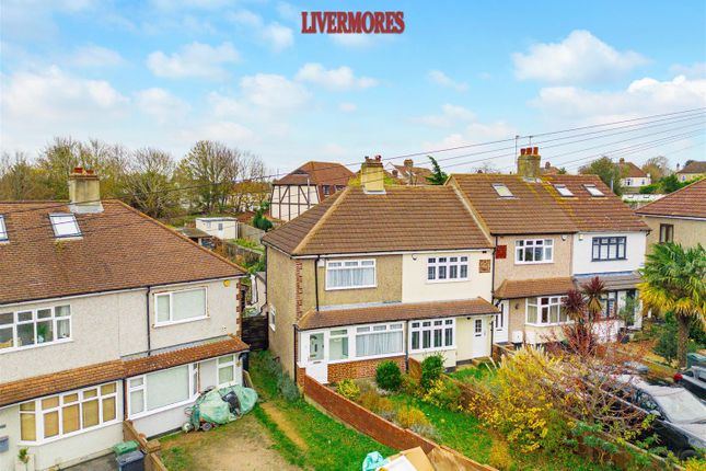 Ashen Drive, Dartford 3 bed end of terrace house for sale