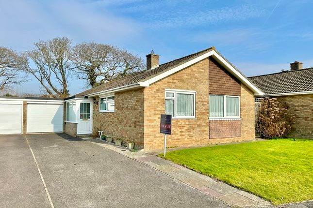 Beacon Close, Everton, Lymington SO41 2 bed detached bungalow for sale