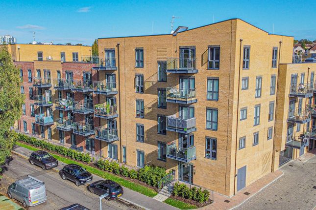 Frogmore Road, Hemel Hempstead, HP3 1 bed flat for sale