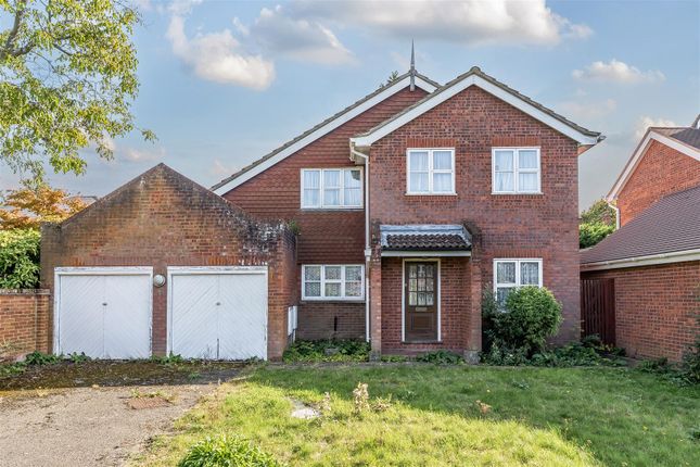 Dunton Close, Surbiton 4 bed detached house for sale