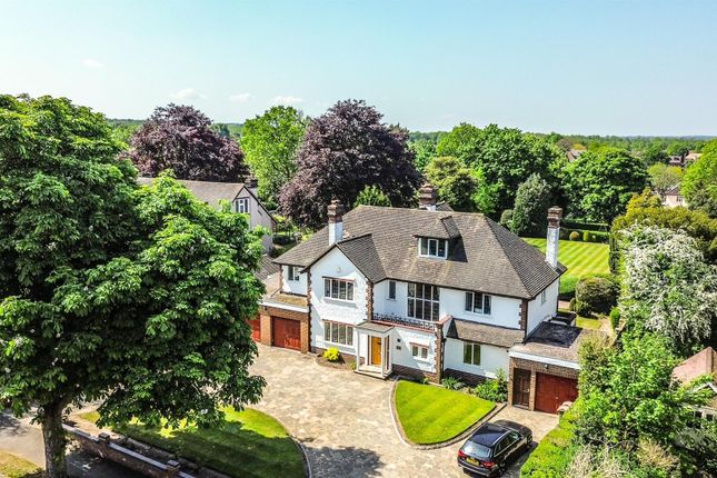 8 bedroom detached house for sale