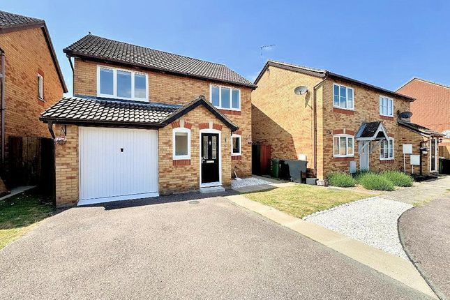 Nicholls Close, Barton Le Clay... 4 bed detached house for sale