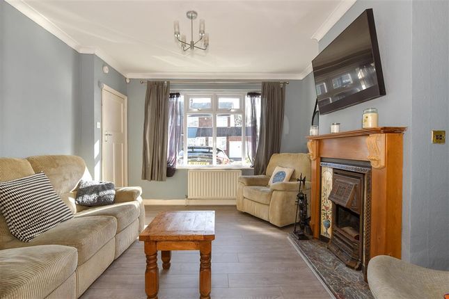 Woodstock Road, Strood, Rochester, Kent 2 bed semi