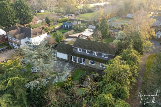 Harlow Common, Harlow CM17 4 bed detached house for sale