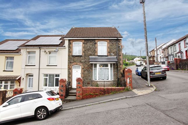 Cross Street, Tonypandy CF40 3 bed end of terrace house for sale