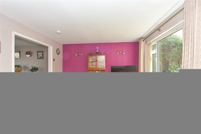 3 bed semi-detached house