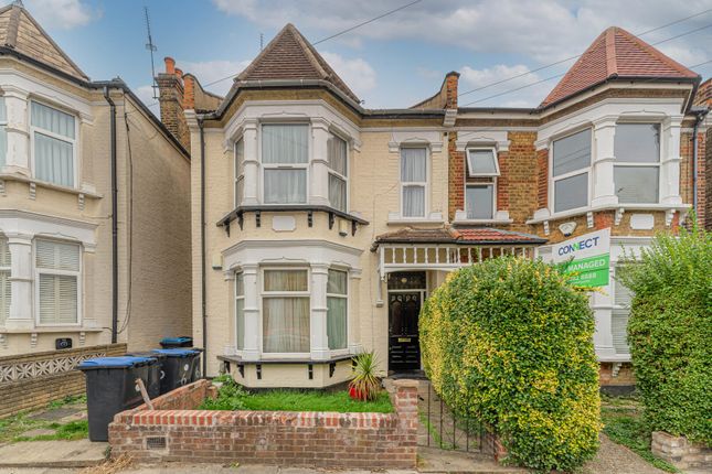 Windsor Road, London, N13 2 bed flat for sale